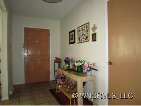6 Sedgefield Road - Photo 4