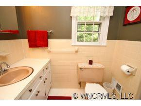 74 Oakwood Drive - Photo 16