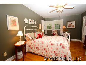 74 Oakwood Drive - Photo 17