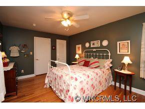 74 Oakwood Drive - Photo 18