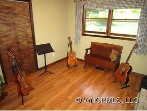 245 Ledbetter Road - Photo 8