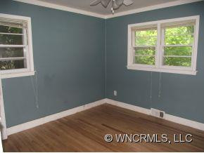 703 Blythe Street - Photo 10