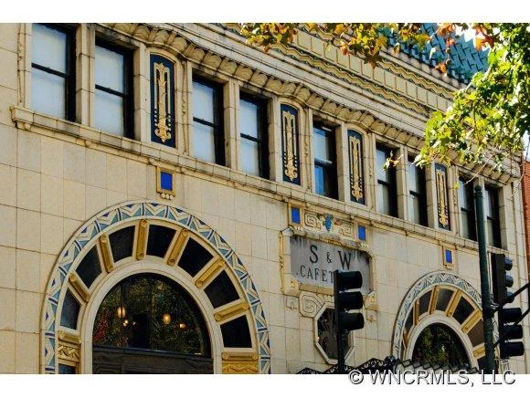 56 Patton Avenue, # 306