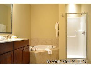 1659 Country Club Drive Unit D203 - Photo 8