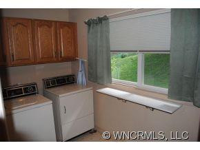 220 Meadows Road - Photo 16