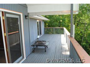 220 Meadows Road - Photo 6