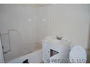 145 Azalea Avenue - Photo 4