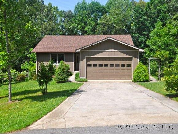 7 EBERNICKEL LANE