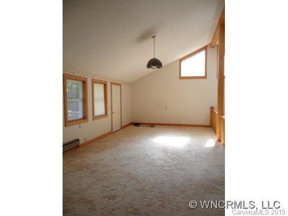 10040 Rush Fork Road - Photo 11