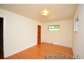 20 Carlton Pl - Photo 17