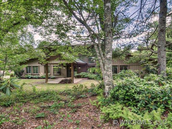 988 High Rock Acres Drive