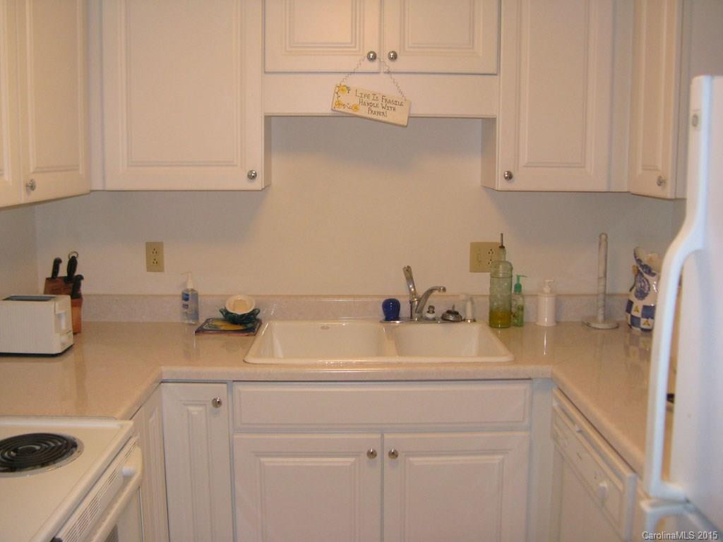 84 CHELSEA ROAD - Photo 6
