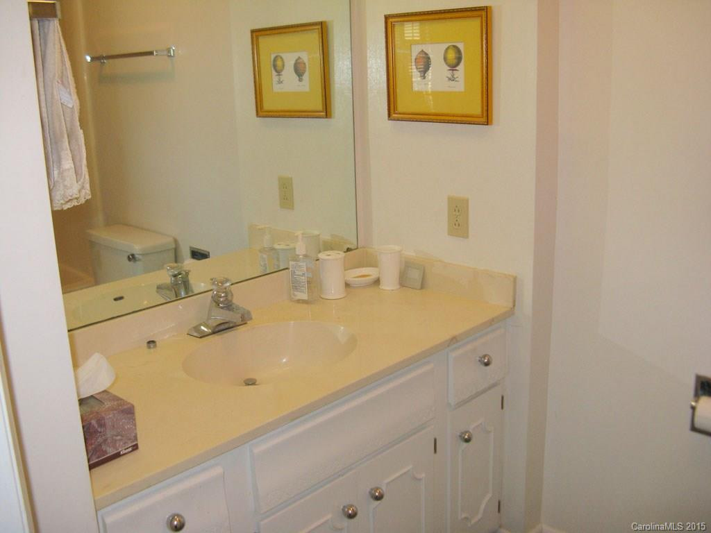 84 CHELSEA ROAD - Photo 10