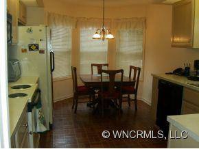 870 South Park Place - Photo 3