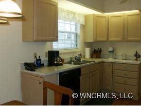 870 South Park Place - Photo 4