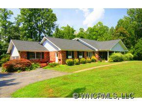 220 North Shore Drive - Photo 2