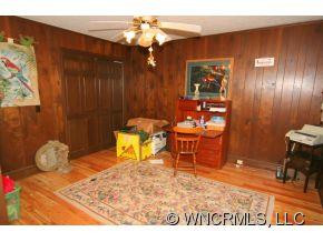 220 North Shore Drive - Photo 19