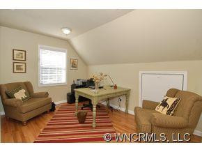 154 Presidential Drive - Photo 13