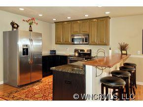 154 Presidential Drive - Photo 4