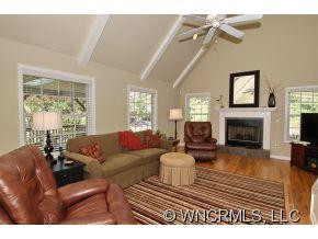 154 Presidential Drive - Photo 5