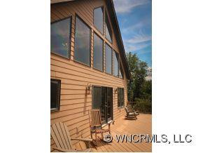8 AZALEA TERRACE - Photo 15