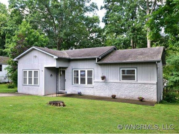 18 OVERBROOK PLACE