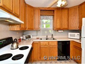18 OVERBROOK PLACE - Photo 4