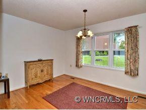 18 OVERBROOK PLACE - Photo 5