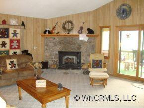 208 Valley Creek Drive - Photo 2