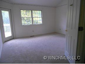 1013 Saddlebrook Drive - Photo 10
