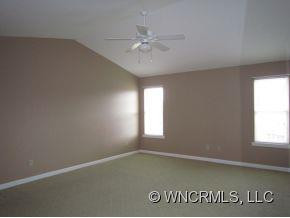 1902 Hyde Park Drive - Photo 11