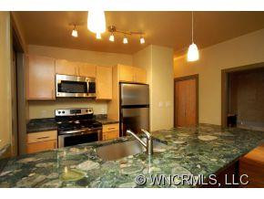 97 Joyner Avenue - Photo 4
