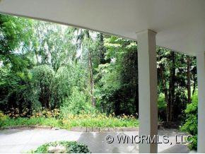 16 CHILES AVENUE - Photo 23