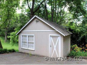 16 CHILES AVENUE - Photo 24