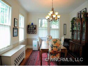 16 CHILES AVENUE - Photo 4