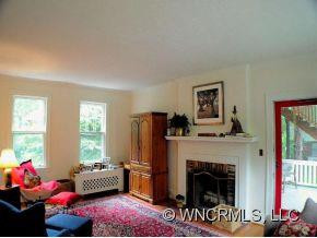 16 CHILES AVENUE - Photo 5