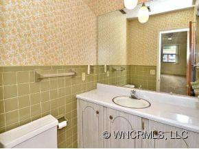 427 SIXTH AVENUE W. B-8 - Photo 7