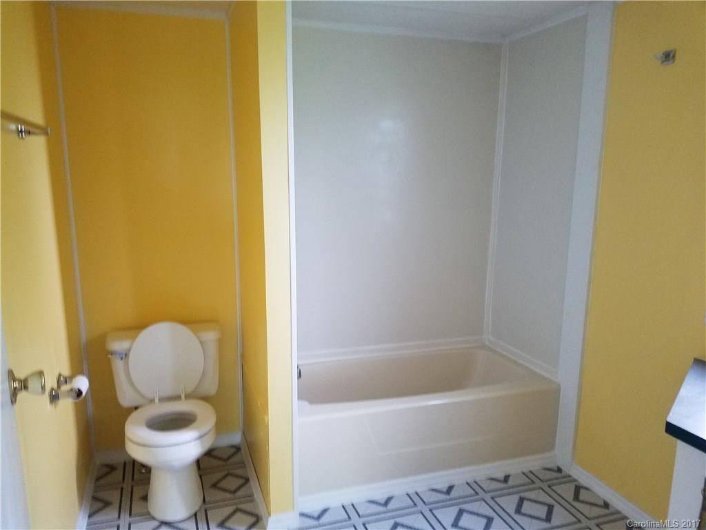 338 Ray Street - Photo 13