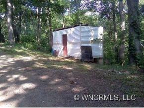 338 Ray Street - Photo 3