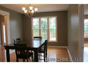 305 Jennifer Lane - Photo 12