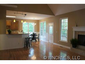 305 Jennifer Lane - Photo 15
