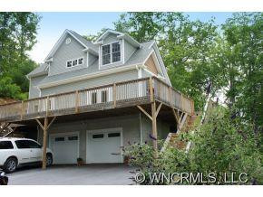 305 Jennifer Lane - Photo 3