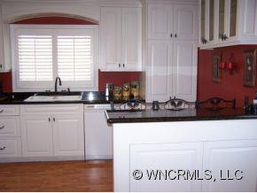 361 Old Linville Road - Photo 10