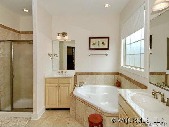 18 REGENT HEIGHTS ROAD - Photo 11
