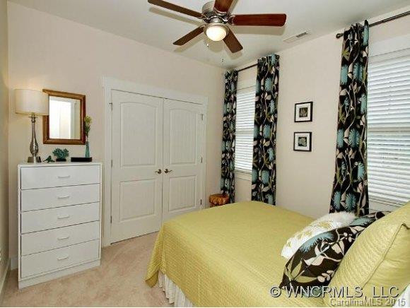 18 REGENT HEIGHTS ROAD - Photo 12