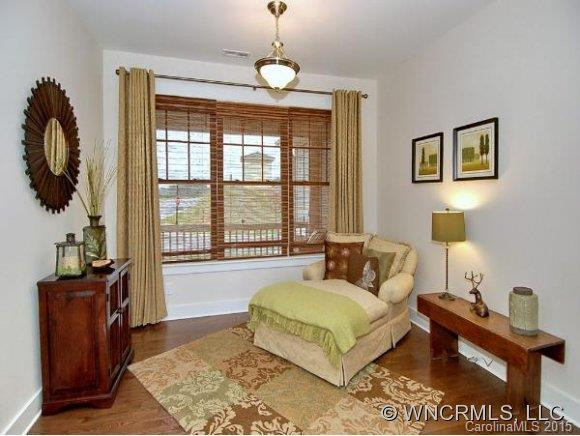 18 REGENT HEIGHTS ROAD - Photo 5