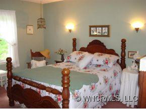 296 Spring Valley Drive - Photo 10