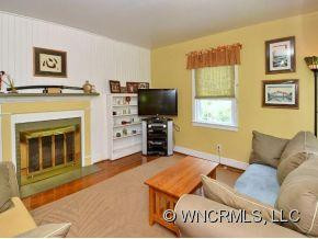 52 CHESTER PLACE - Photo 3