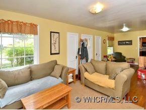 52 CHESTER PLACE - Photo 4