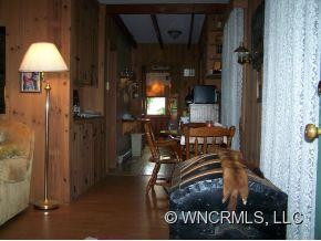 621 Rhododendron Ave. - Photo 3
